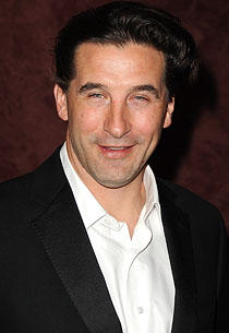 How tall is William Baldwin?
